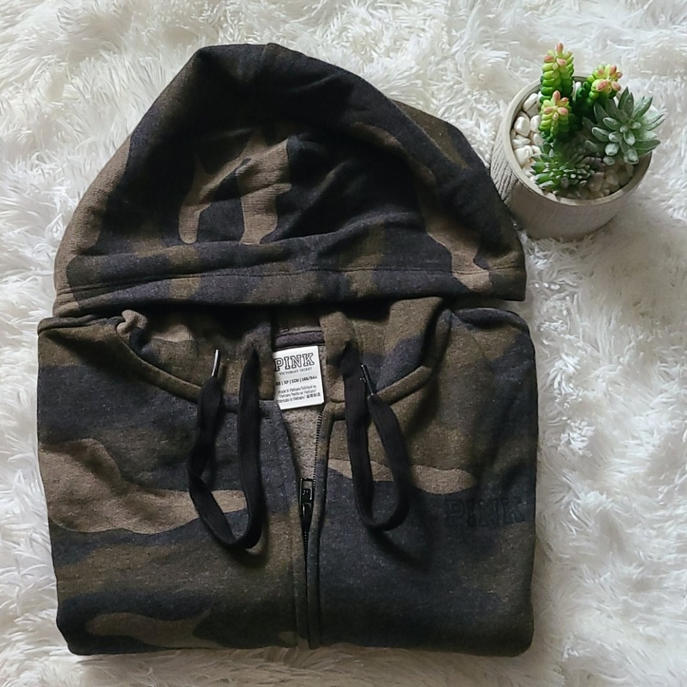 ❗❗Brand new hooded sweater❗❗